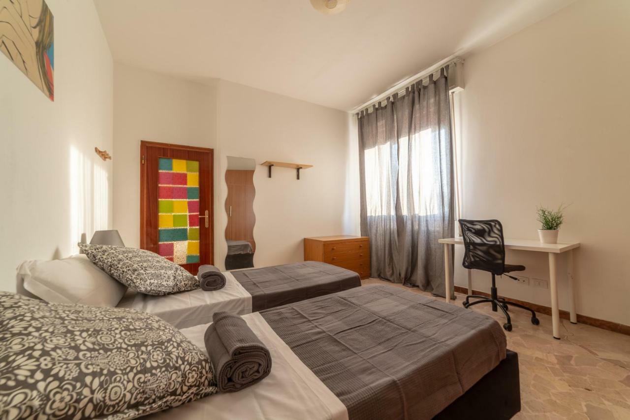 Bologna Fiera Fani Apartment Luaran gambar